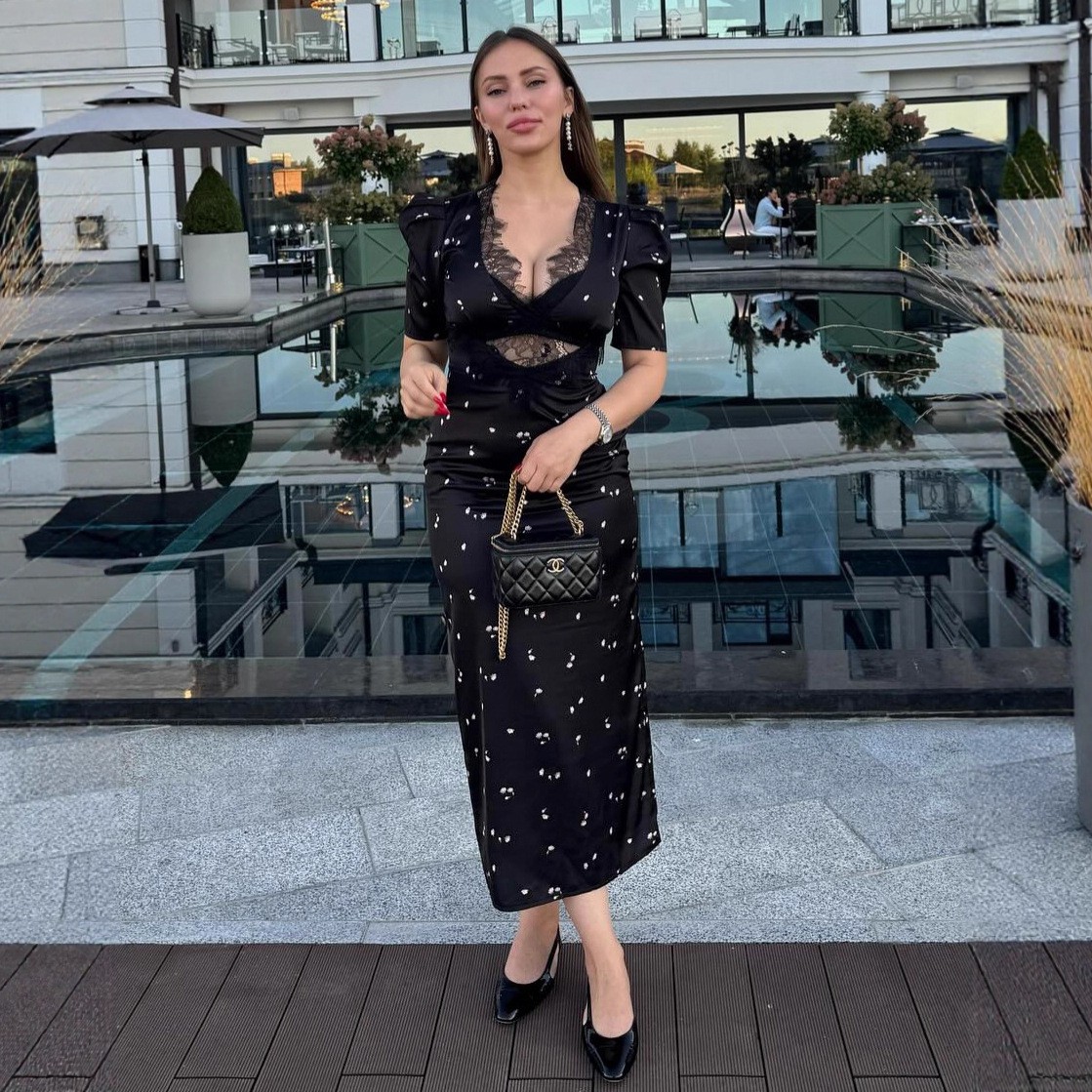 Midi Dress - Vestido Midi Elegante de Cetim com