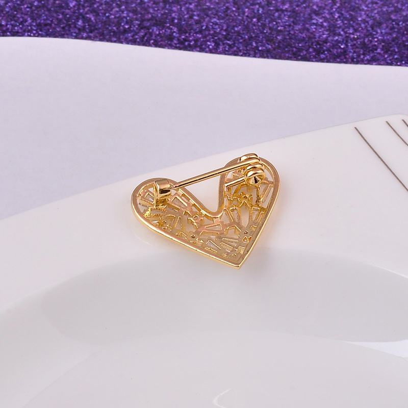 1 peça de broche de coração em - Womens Suit avaliação e preço