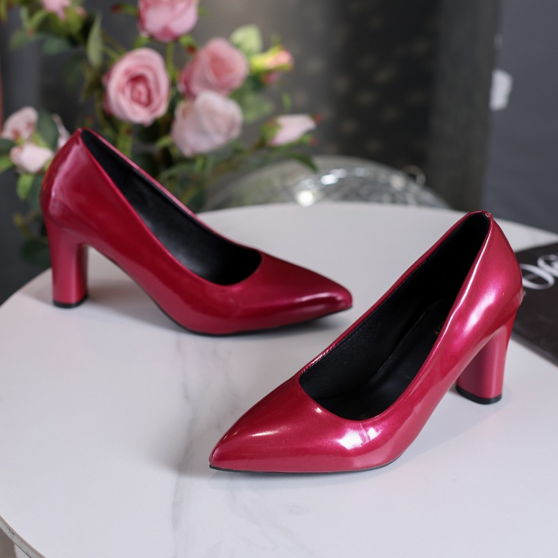 Sapatos femininos de couro env - Pump Heel Block avaliação e preço