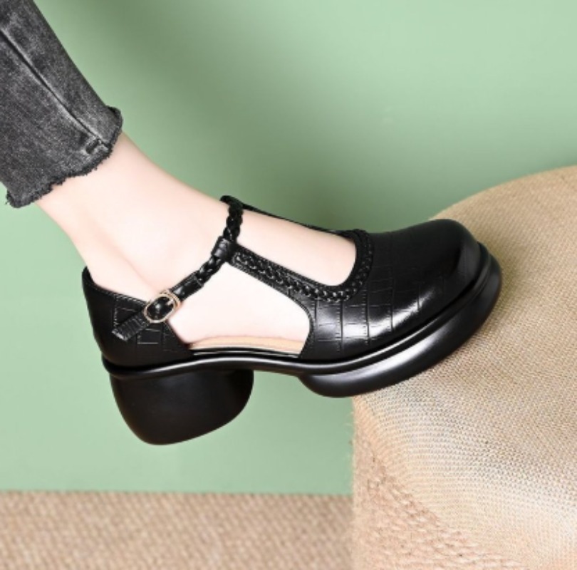 Sandálias femininas pretas com - Womens Heels avaliação e preço